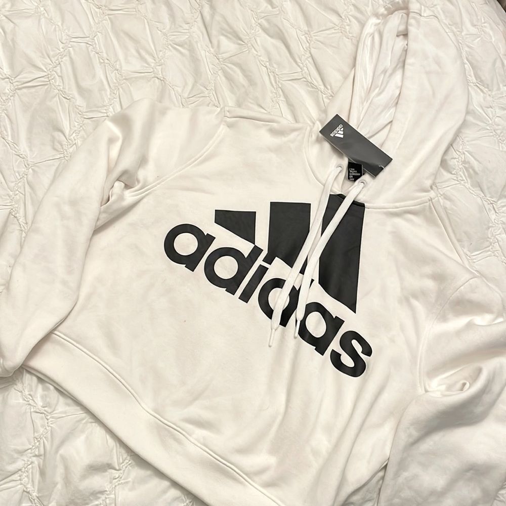 ADIDAS CROP HOODED WHITE SWEATSHIRT SIZE LARGE NWT